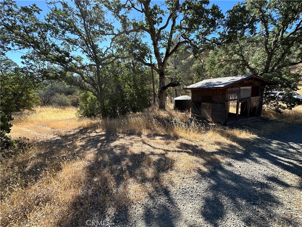 452 Watertrough Road Property Photo 13