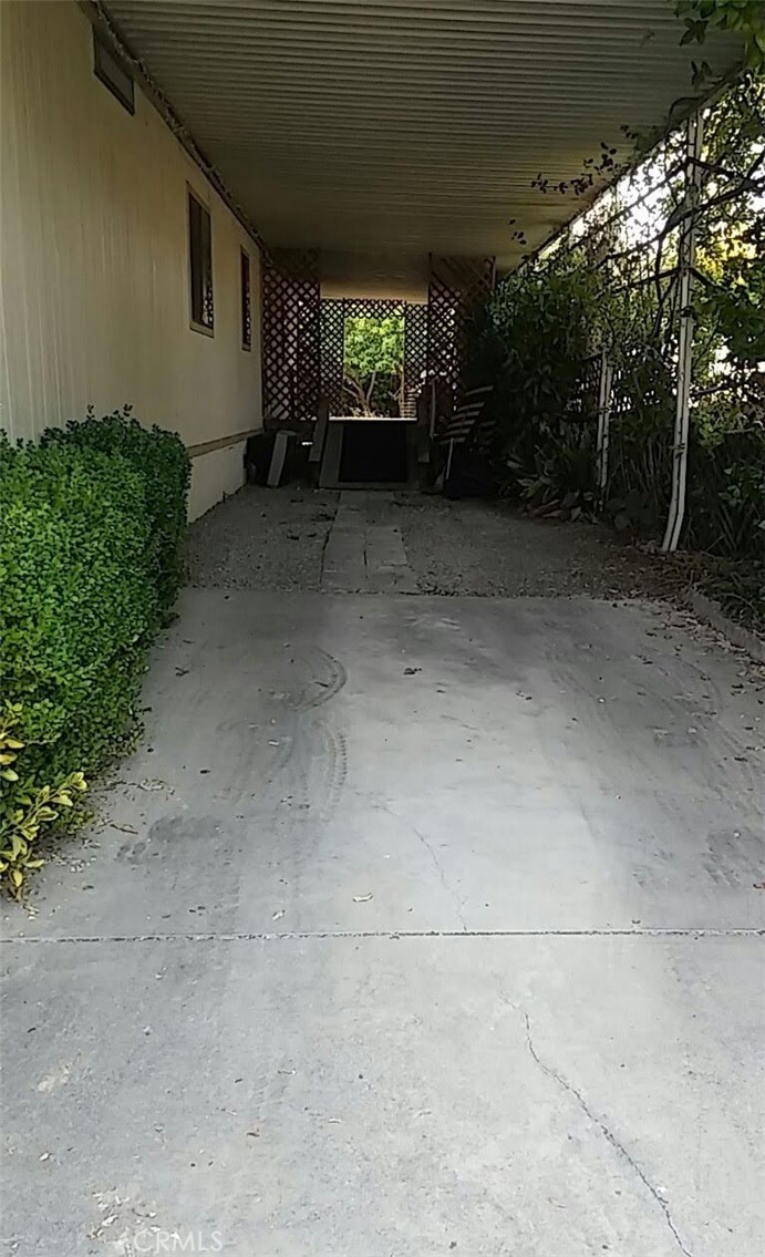 3075 Lakeshore Blvd 19 Property Photo 16