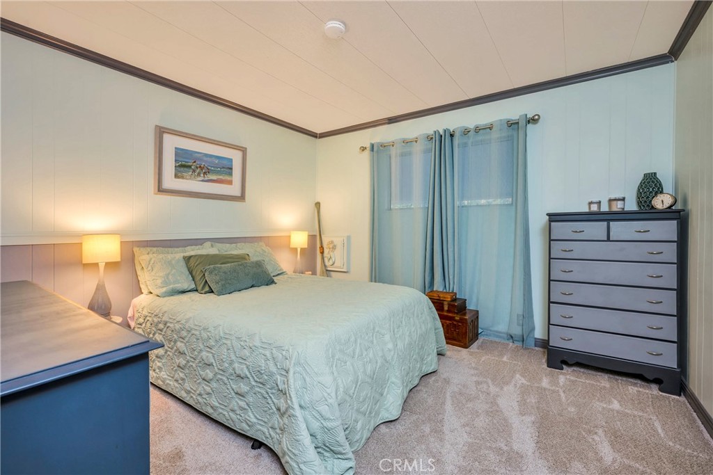 9859 Crestview Drive Property Photo 17