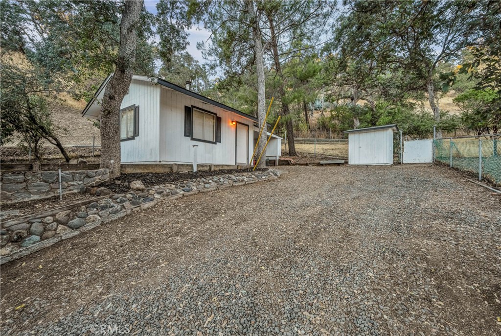 9859 Crestview Drive Property Photo 27