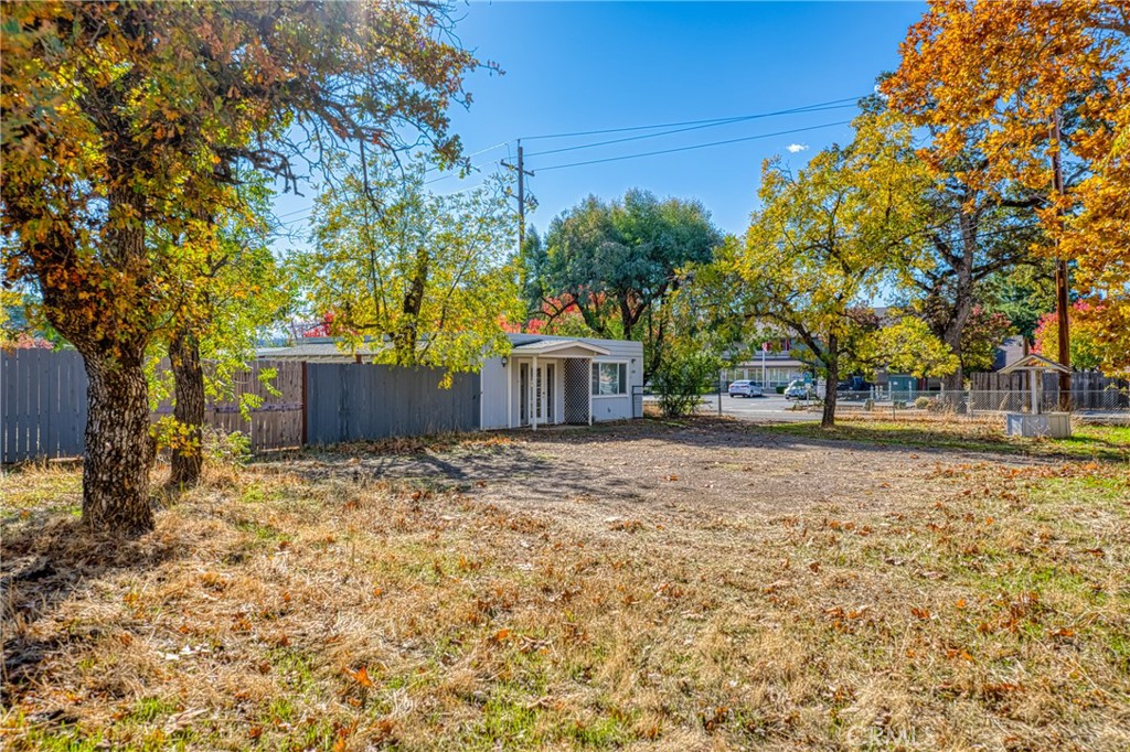 12801 E Highway 20 Property Photo