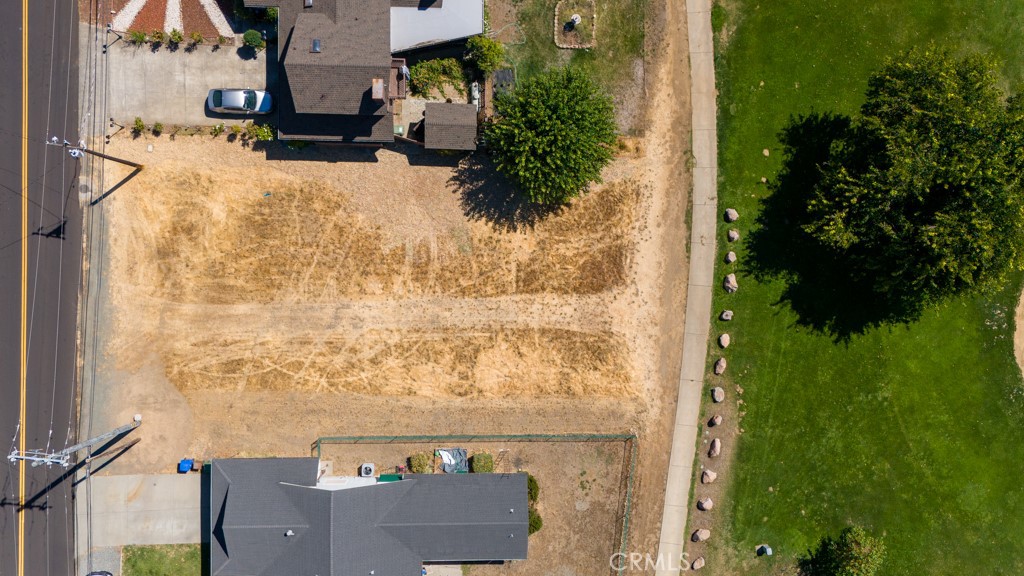 18265 Hidden Valley Road Property Photo 8