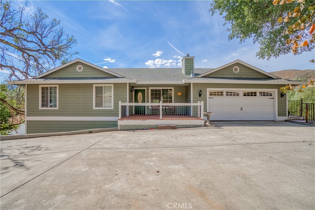 3409 Wolf Creek Road Property Photo 2