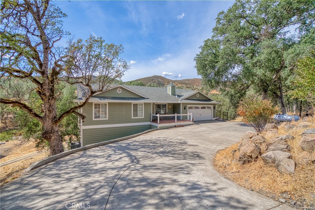 3409 Wolf Creek Road Property Photo 3