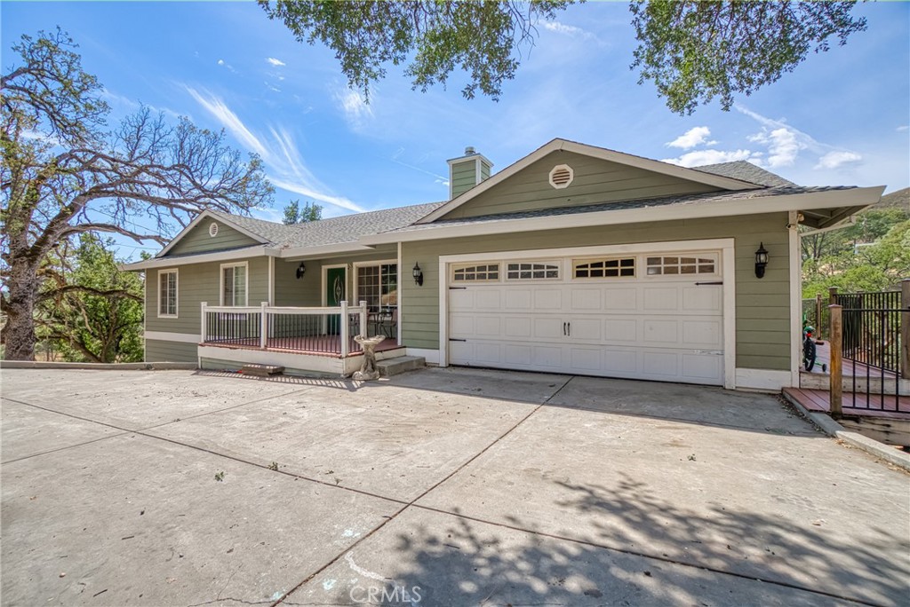 3409 Wolf Creek Road Property Photo 4