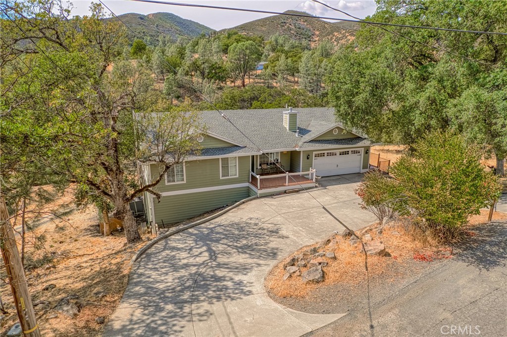 3409 Wolf Creek Road Property Photo 7