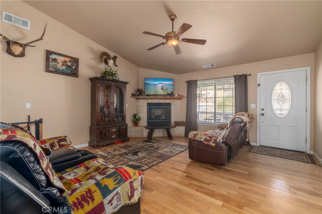 3409 Wolf Creek Road Property Photo 8