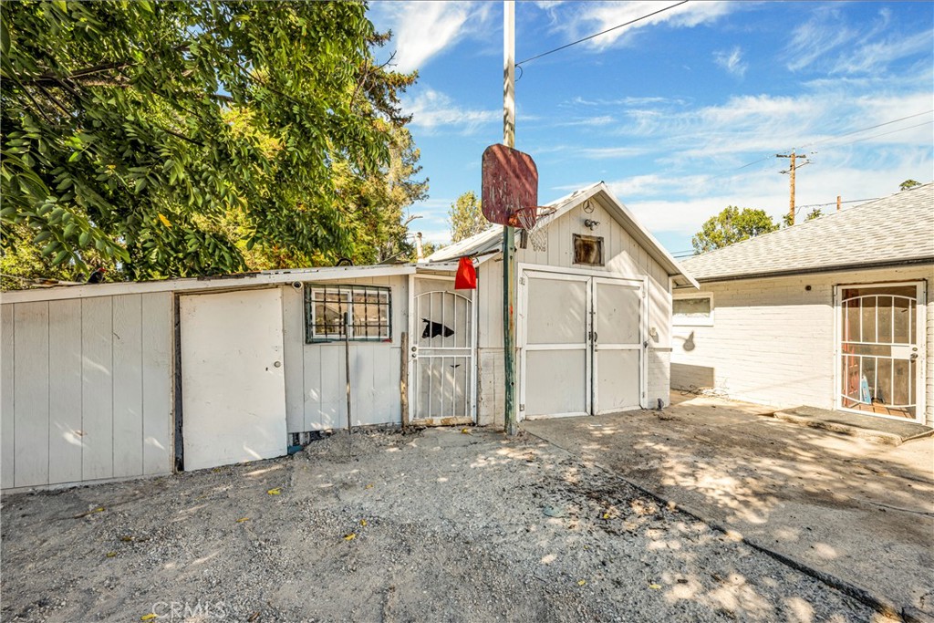 16220 Jessie Street Property Photo 14