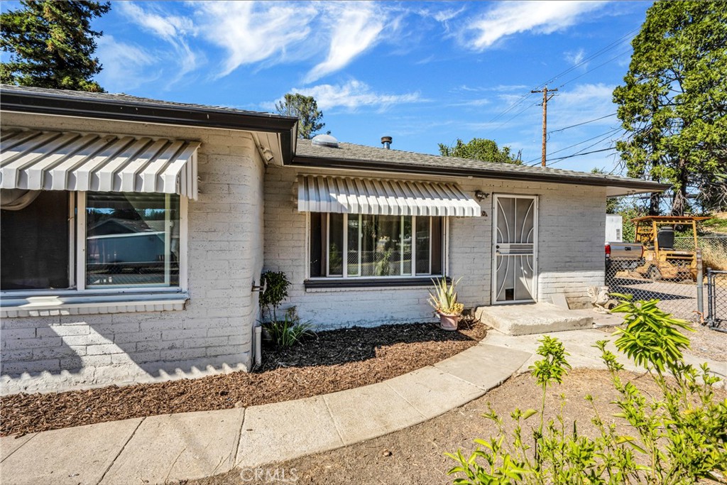 16220 Jessie Street Property Photo 16
