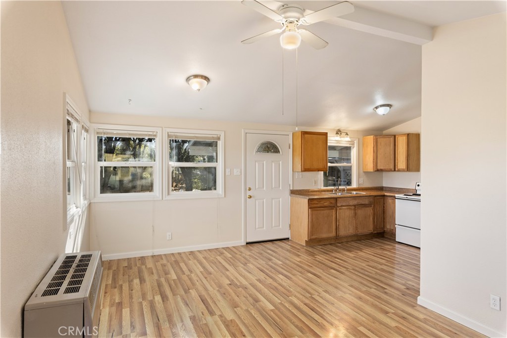16073 33rd Avenue Property Photo 9