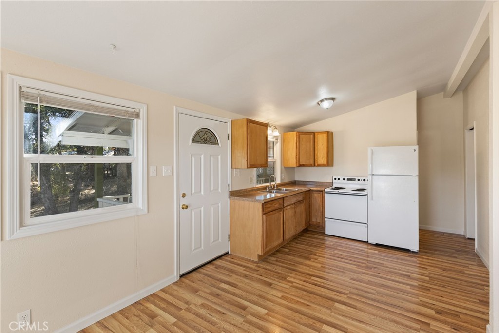 16073 33rd Avenue Property Photo 10