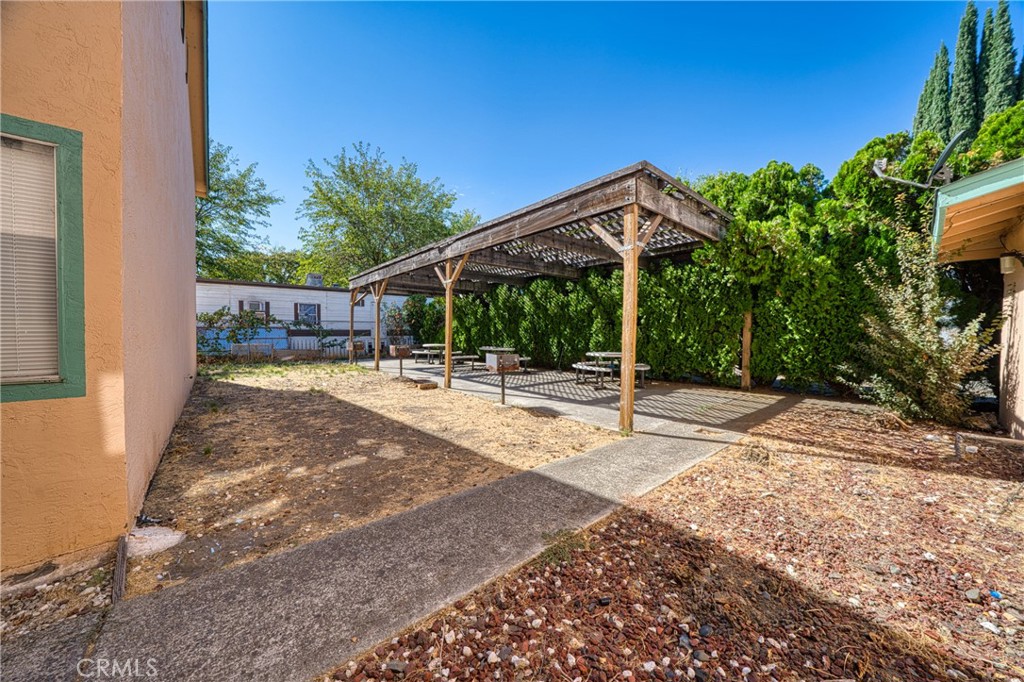 15 Royale Avenue Property Photo 7