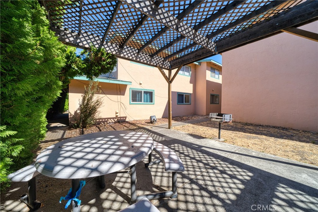 15 Royale Avenue Property Photo 8