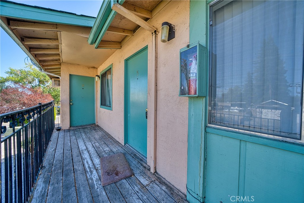 15 Royale Avenue Property Photo 10
