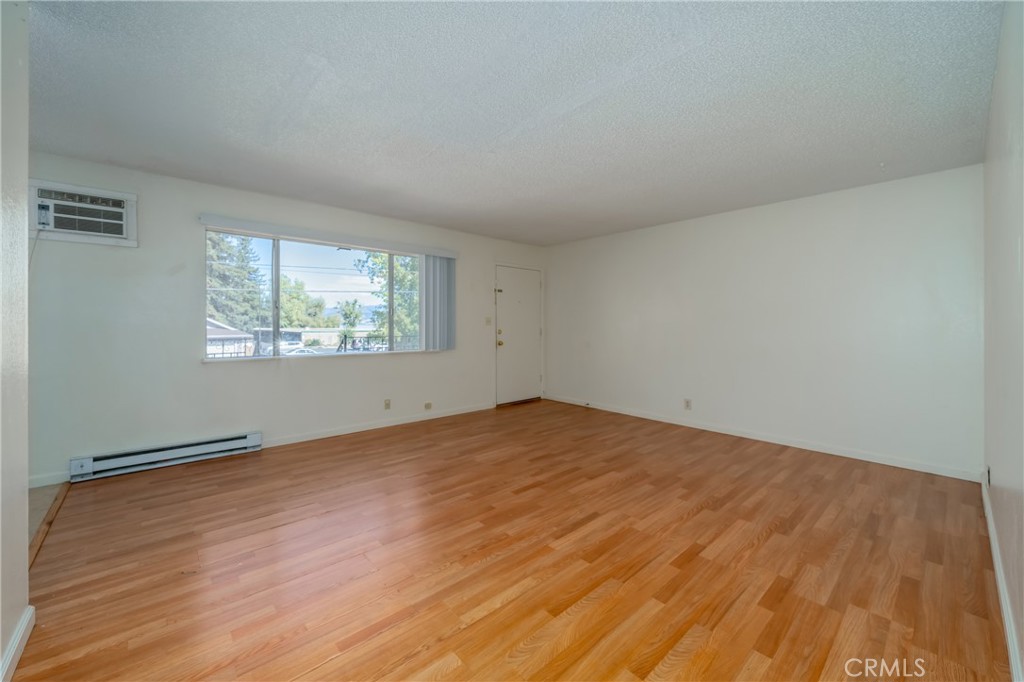 15 Royale Avenue Property Photo 11