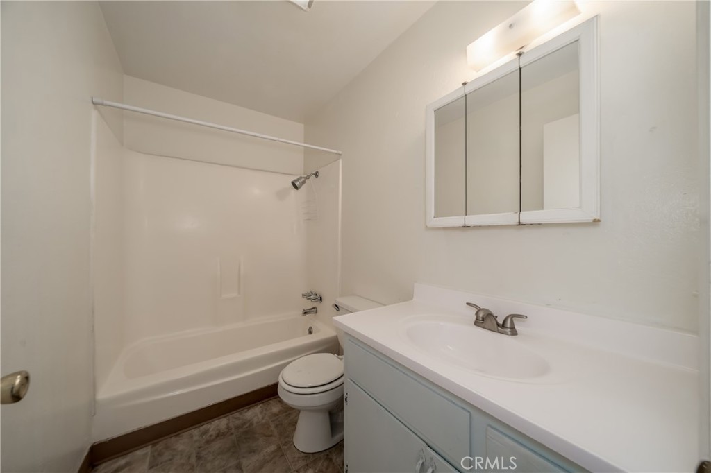15 Royale Avenue Property Photo 22