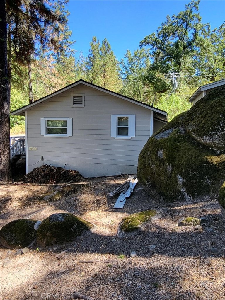 17010 State Highway 175 Property Photo 5