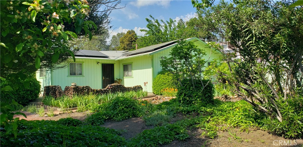 14002 Lakeshore Drive Property Photo 1