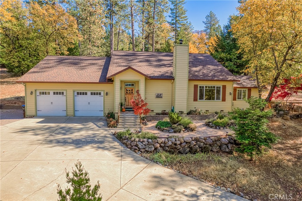 14274 Regina Way Property Photo 1