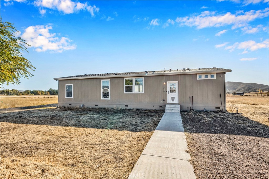 18808 Grange Road Property Photo 5