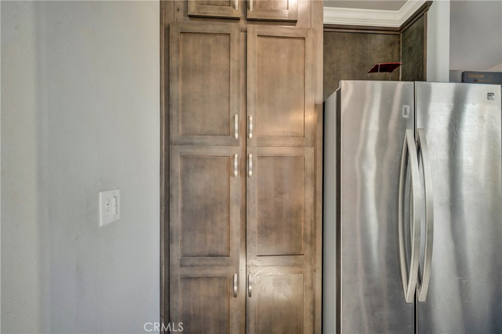 18808 Grange Road Property Photo 9