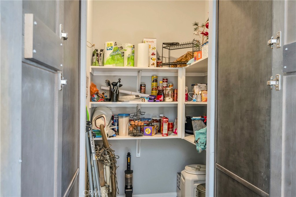 18808 Grange Road Property Photo 10