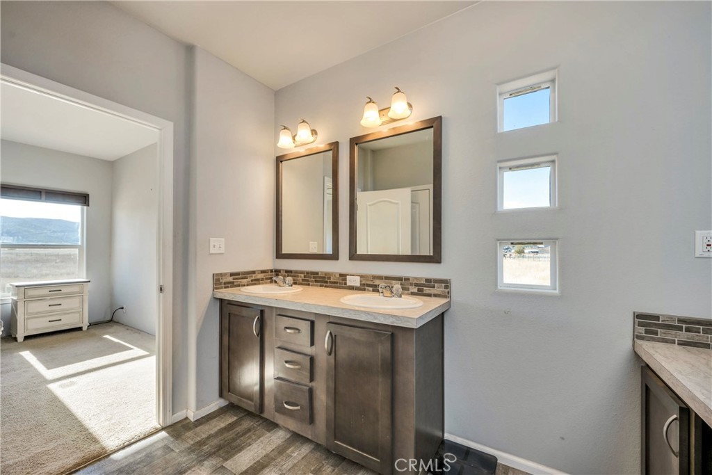 18808 Grange Road Property Photo 22