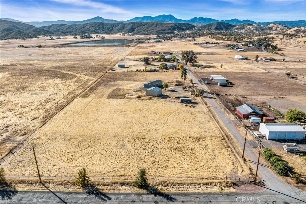 18808 Grange Road Property Photo 32