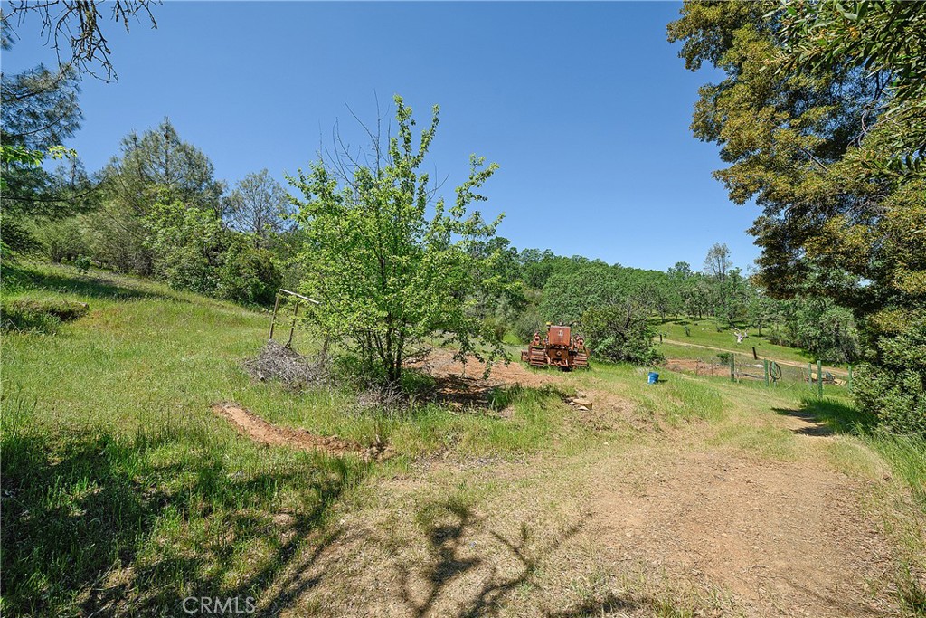 19665 Oat Hill Road Property Photo