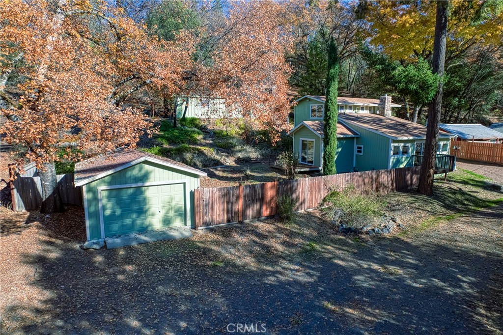 9054 Highway 175 Property Photo 1