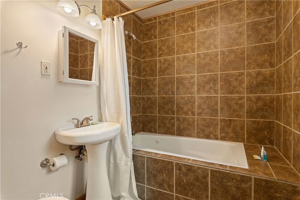 16365 State Highway 175 Property Photo 20