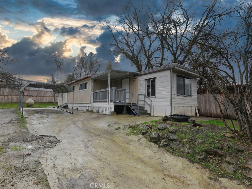 9572 Bell Avenue Property Photo
