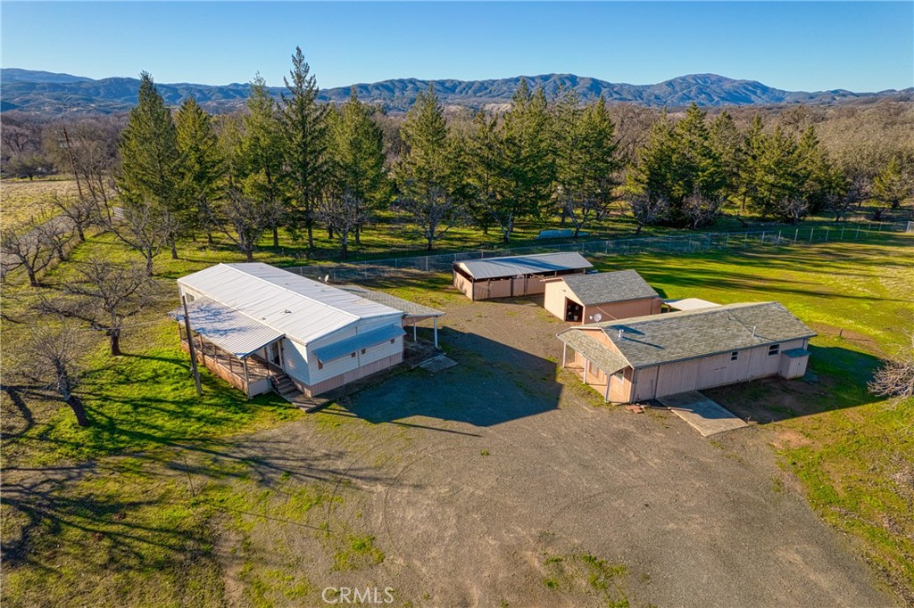 3305 Hill Road Property Photo 1
