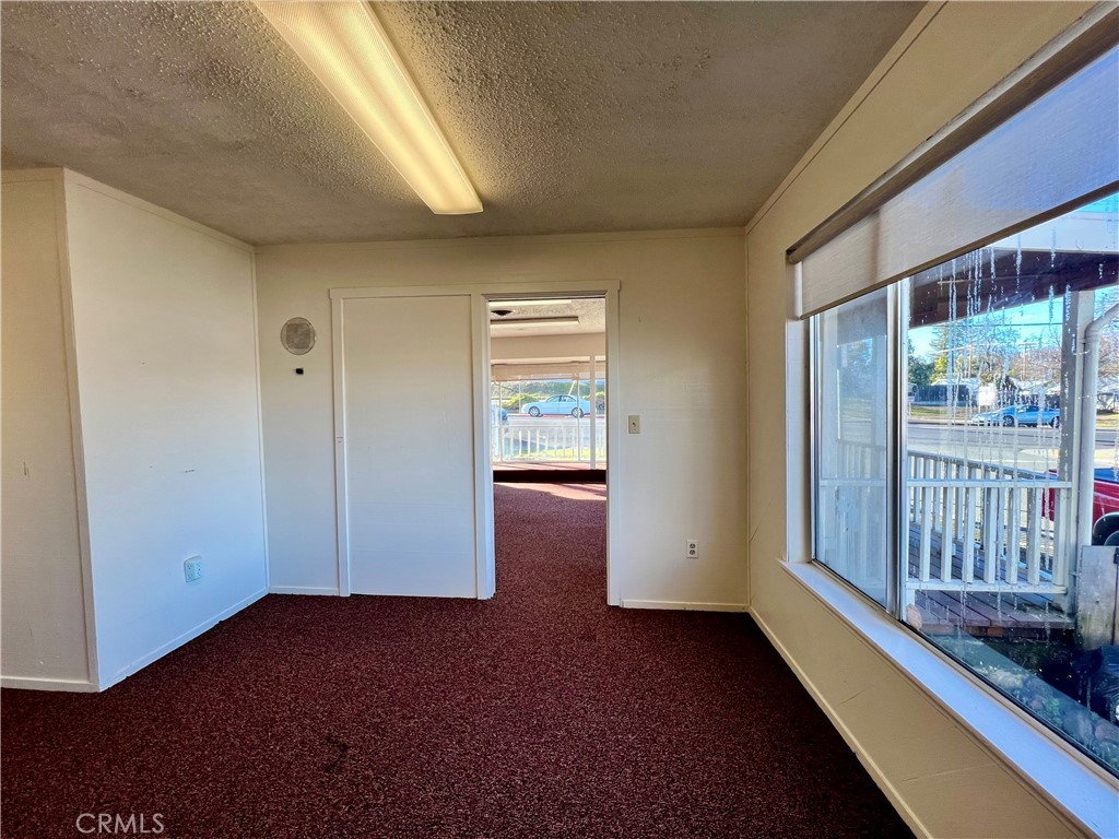 390 N Forbes Street Property Photo 7