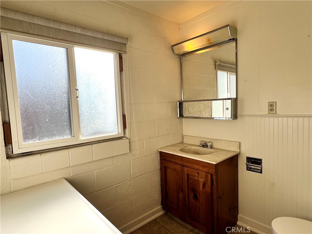 390 N Forbes Street Property Photo 14