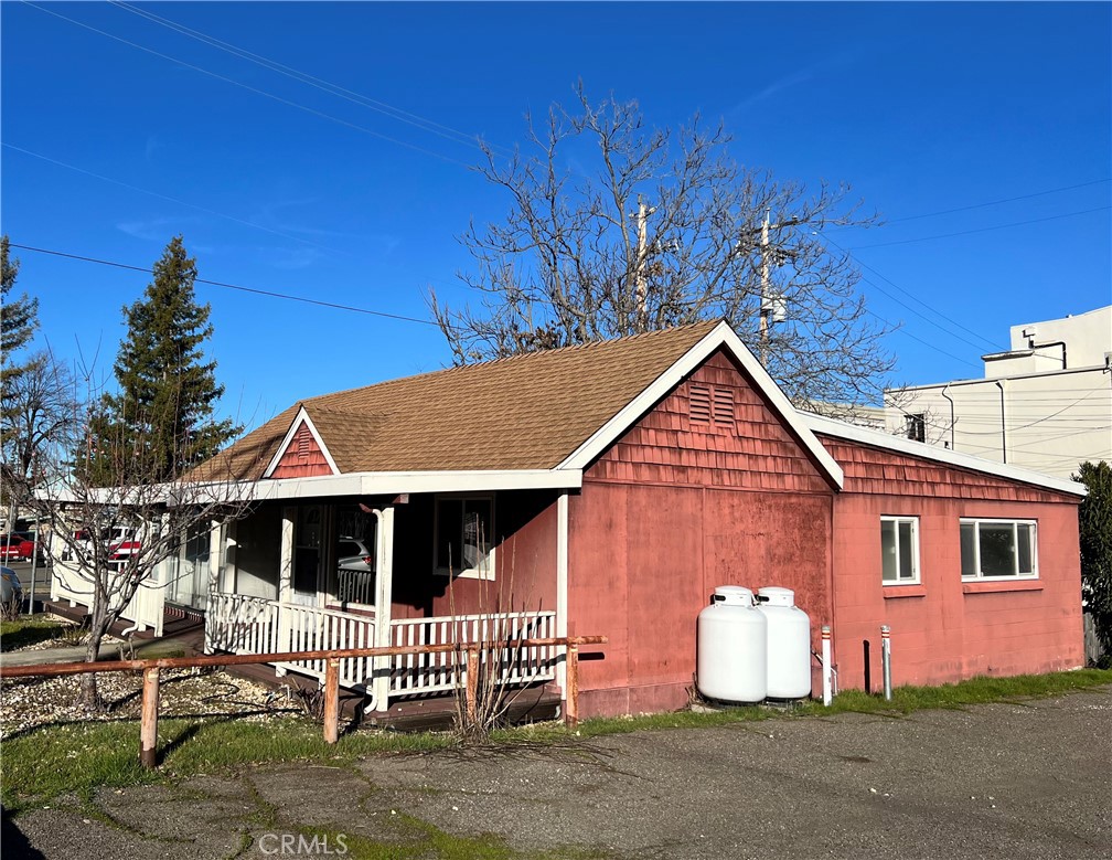 390 N Forbes Street Property Photo 19