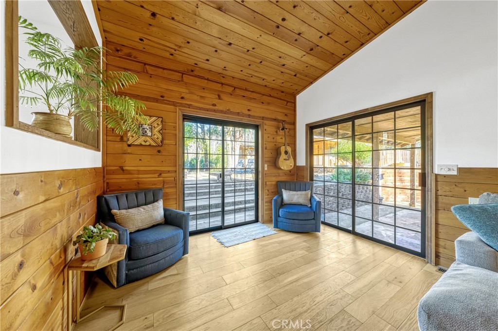 10512 Rosa Trail Property Photo 19
