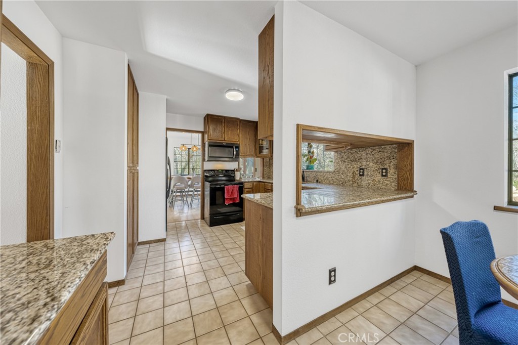 10512 Rosa Trail Property Photo 22