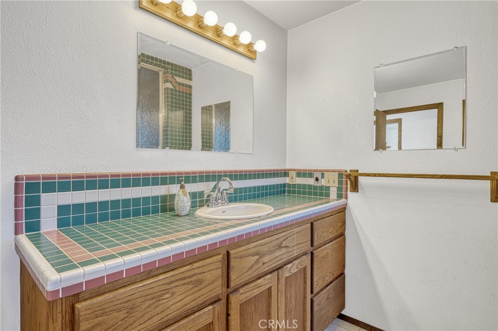 10512 Rosa Trail Property Photo 31