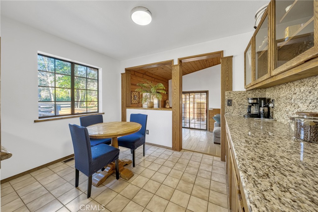 10512 Rosa Trail Property Photo 37