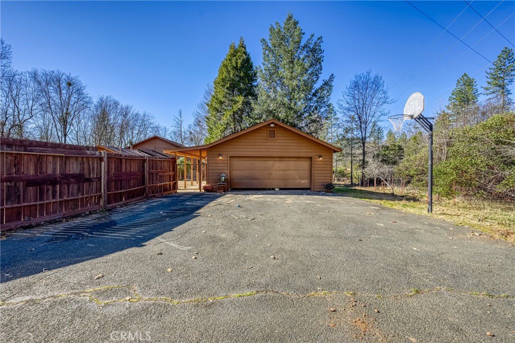 10512 Rosa Trail Property Photo 64