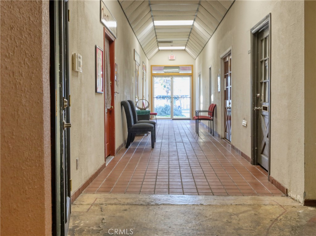 14624 Lakeshore Drive Property Photo 5