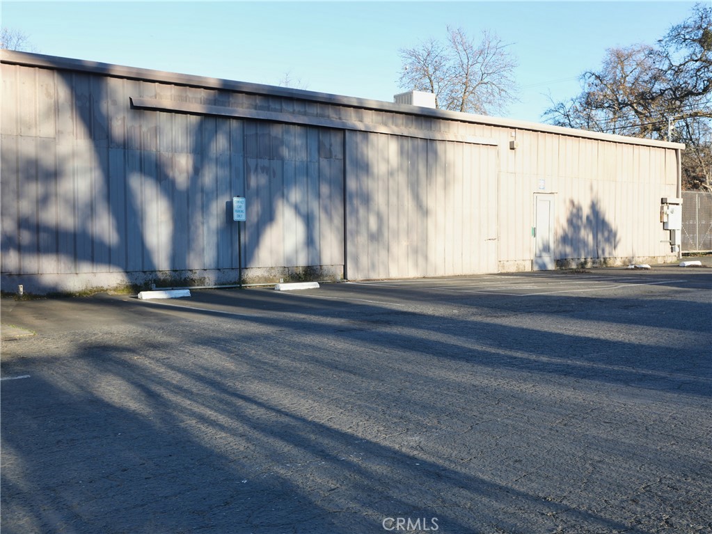 14624 Lakeshore Drive Property Photo 8