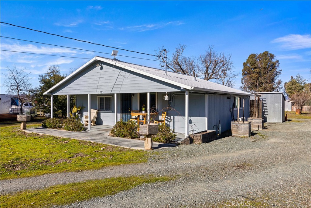 5235 Gaddy Lane Property Photo 3