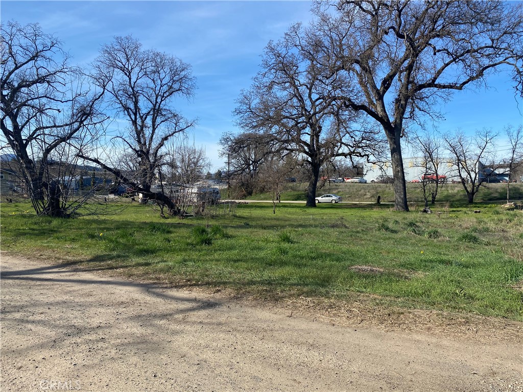 16387 Daly Street Property Photo 8