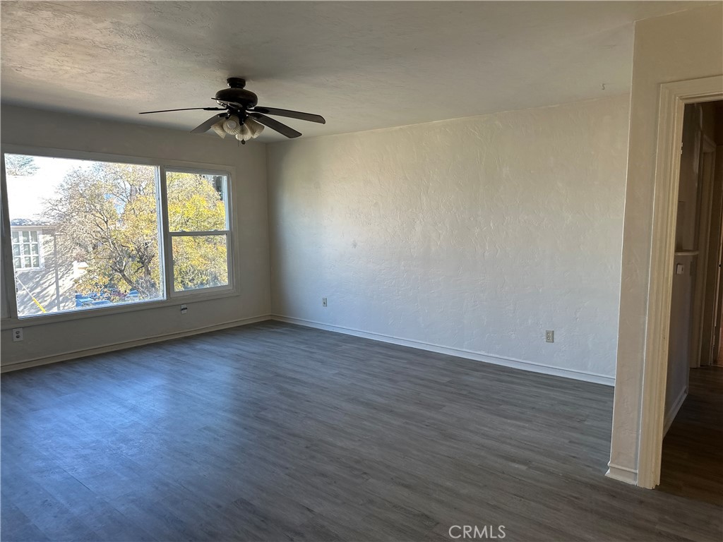 301 N High Street Property Photo 16