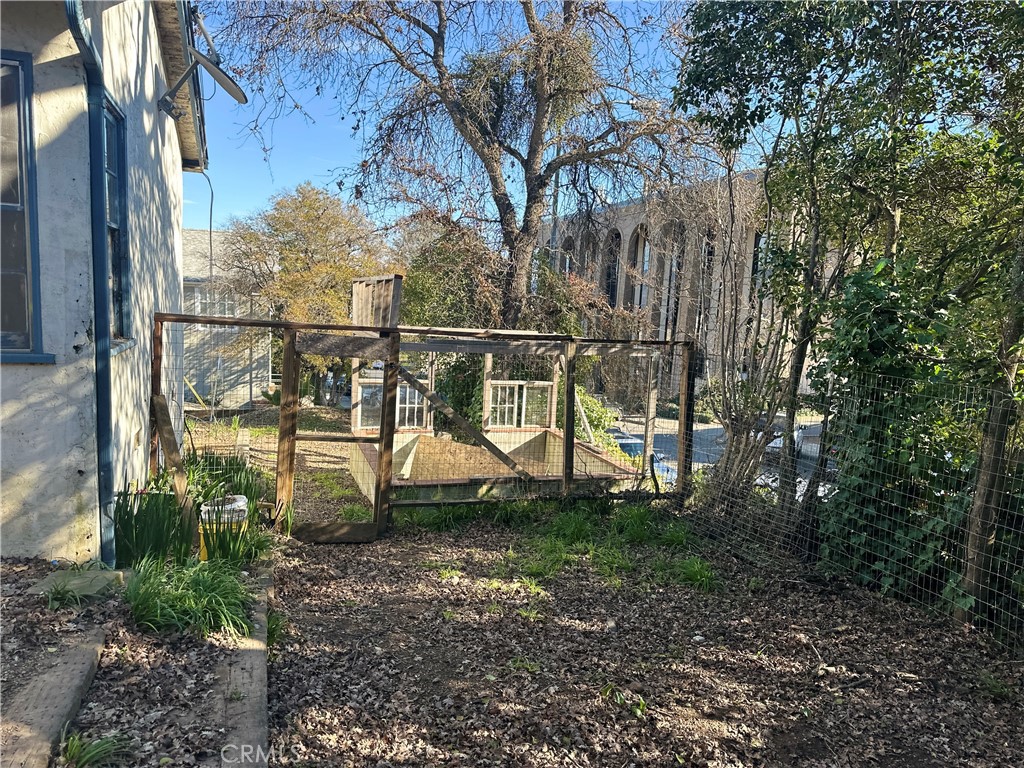 301 N High Street Property Photo 19