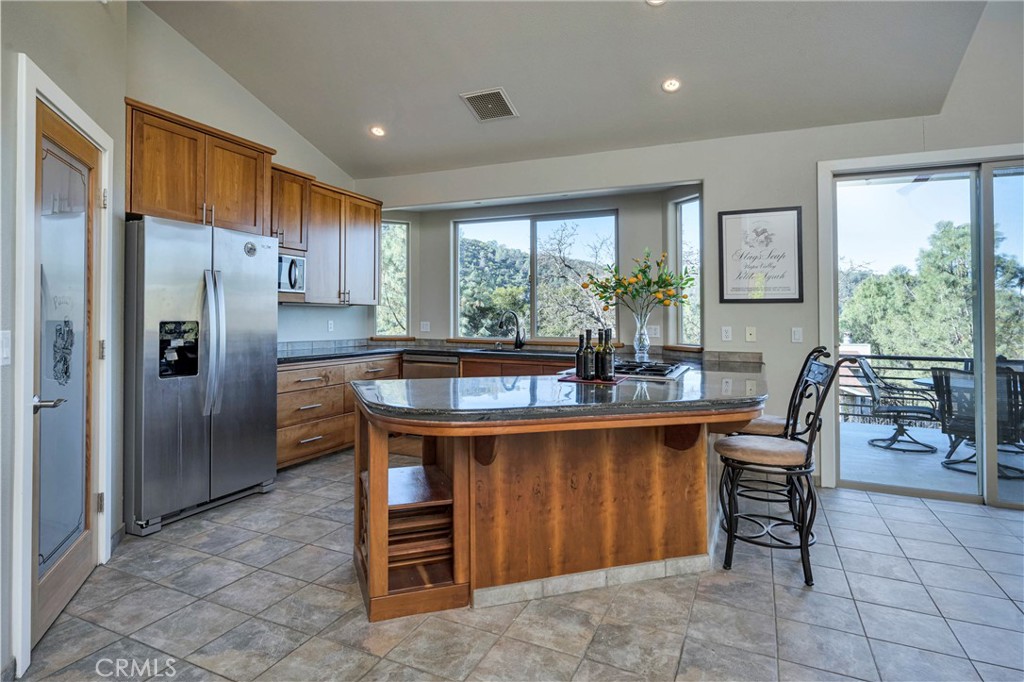 3420 Bergeson Court Property Photo 8