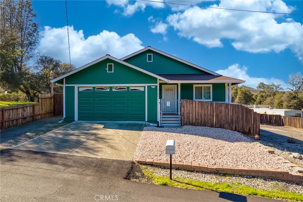 3131 9th Street Property Photo 1