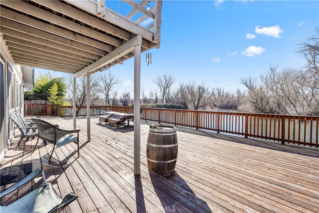 15177 Harbor Lane Property Photo 32